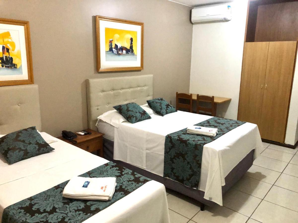 Max Hotel Núcleo Bandeirante Eksteriør billede